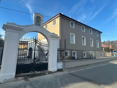 Casa semi indipendente in vendita a Fosdinovo Massa Carrara Caniparola