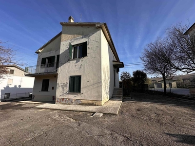 Casa singola in vendita a Serra De'conti Ancona