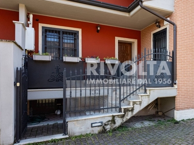 Villa a schiera in Via Lidia Bianchi, Roma, 3 locali, 1 bagno, 150 m²