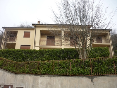 Villa a schiera in Via Montessori, Lecco (LC)