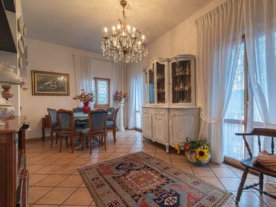 Villa in vendita a Leivi Genova