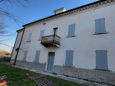 Villa in Vendita in Via Jacopo da Porto Sud a Modena