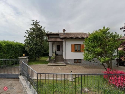 Villa in Vendita in Via Torre dei Premoli 21 a Cantello