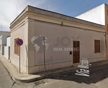 villa indipendente in vendita a Monteroni di Lecce