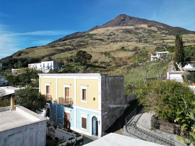 villa indipendente in vendita a Lipari