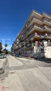 Appartamento in Vendita in Via Cassano 170 a Napoli