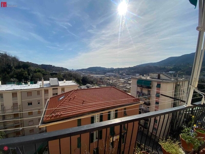 Appartamento in Vendita in Via Monte Sei Busi 21 a Genova