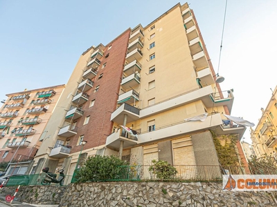 Appartamento in Vendita in Via Sant'Elia 55 a Genova