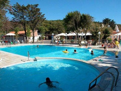 Roulotte per 2 persone con piscina per bambini