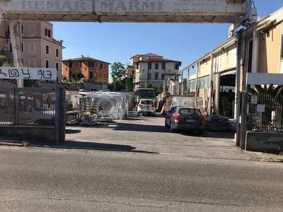 Capannone Industriale in in affitto da privato a Roma via Formia, 62