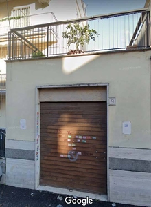 Magazzino in in affitto da privato a Roma via Alberto Chiarugi, 9