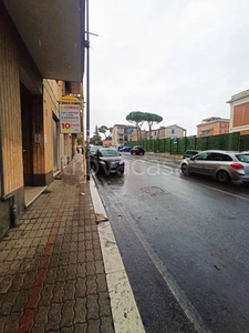 Negozio in affitto a Civitavecchia via Terme di Traiano