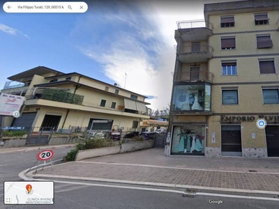 Negozio in affitto a Monterotondo via Filippo Turati