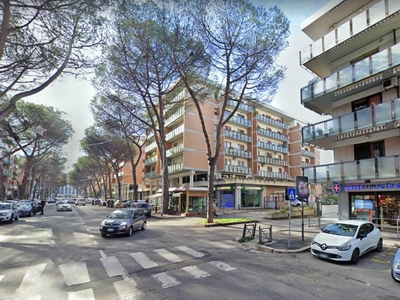 Negozio in affitto a Roma via Alessio Baldovinetti, 56