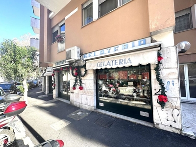 Negozio/Locale commerciale in Vendita in Via Lattanzio 3 a Roma