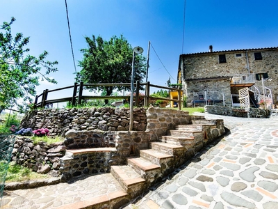 Sfarzoso cottage a San Marcello Pistoiese con piscina