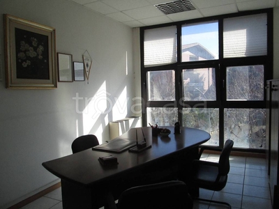 Ufficio in affitto a Viterbo via Monte San Valentino