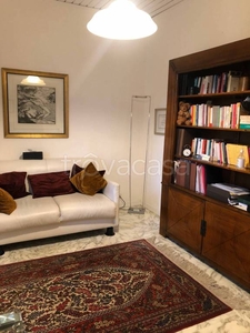 Ufficio in in affitto da privato a Roma via Arno