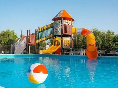 Campeggio per 3 persone con piscina per bambini