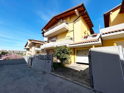 Vendita Villa a schiera in Città Sant'Angelo