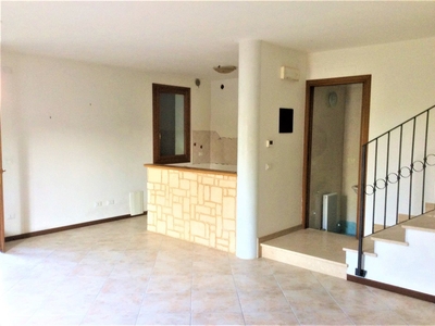 Villa a schiera in Cantarana Via Milano, 59, Cona (VE)