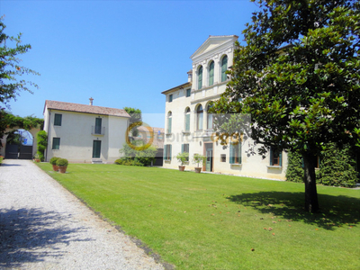 villa in vendita a Bassano del Grappa