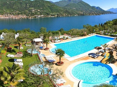 Tenda per 4 persone con piscina per bambini