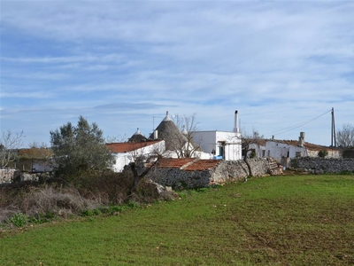 di 5 vani /236 mq a Putignano (zona AGRO DI PUTIGNANO)