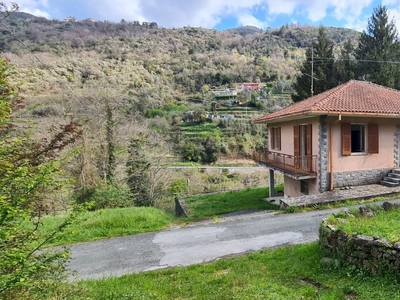 Vendita: Villa - 85000 € - San Colombano Certenoli