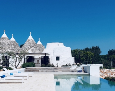 Villa Cocotrullo con piscina a sfioro, idromassaggio, Wi-Fi, terrazze e giardino