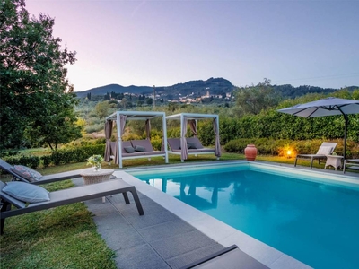 Appartamento a Capannori con giardino, barbecue e piscina