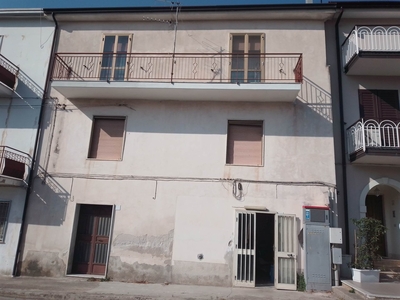 Appartamento in vendita a Campagna Salerno Varano