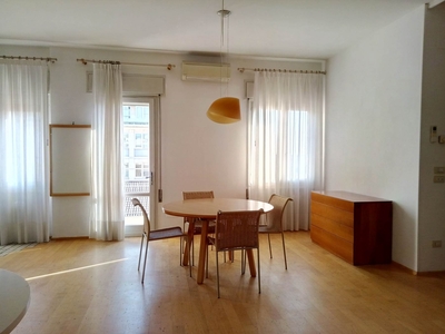 Appartamento in vendita a Treviso Centro Storico