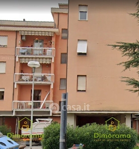 Appartamento in Vendita in Piazza Giulio Cesare Pupilli 1 a Pescia
