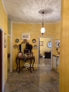 Appartamento in Vendita in Via Cavour 138 a Asti