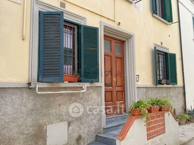 Appartamento in Vendita in Via della Colonna a Campi Bisenzio