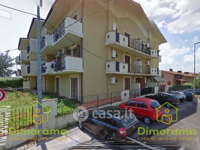 Appartamento in Vendita in Via Giacomo Puccini 54 a Uzzano