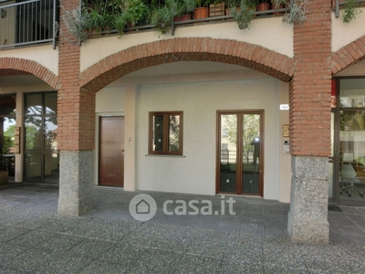 Appartamento in Vendita in Via Giovio, 1230 a Alzate Brianza