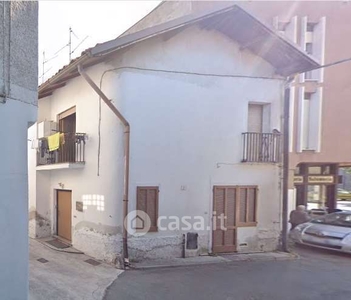 Appartamento in Vendita in Via Giuseppe Mazzini 2 a Giussano