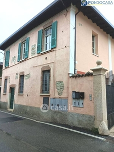 Appartamento in Vendita in Via Gorizia a Botticino