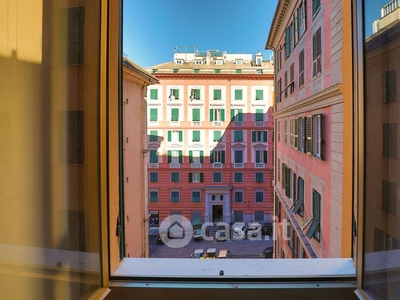 Appartamento in Vendita in Via Palestro a Genova