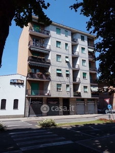 Appartamento in Vendita in Viale G. Mazzini 89 a Abbiategrasso