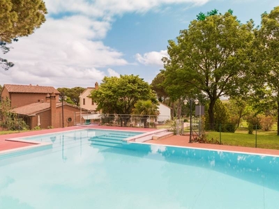 Casa a Castiglione Del Lago con piscina e barbecue