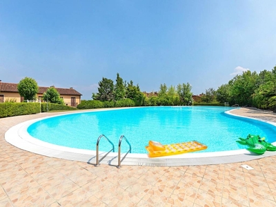 Casa a Polpenazze Del Garda con giardino e piscina + bella vista