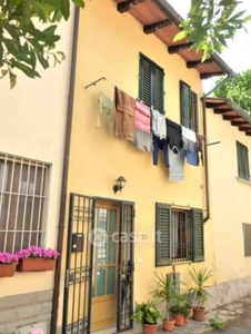 Casa Bi/Trifamiliare in Vendita in Via San Colombano a Scandicci