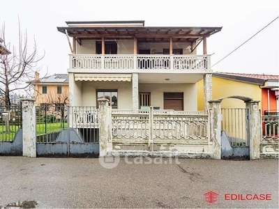 Casa Bi/Trifamiliare in Vendita in Via San Giovanni Bosco 20 A a Paderno Dugnano