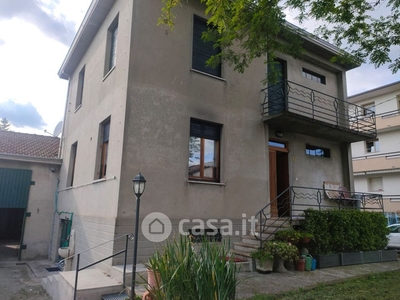 Casa Bi/Trifamiliare in Vendita in Via Venezia a Sorbolo Mezzani