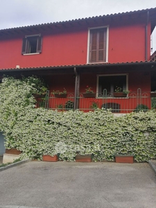 Casa Bi/Trifamiliare in Vendita in Voc. Colleporto a Arrone