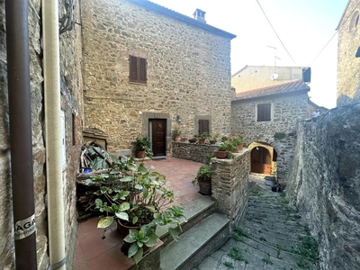 Casa indipendente in vendita 2 Stanze da letto a Scansano