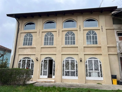 Casa indipendente in Vendita a Montiglio Monferrato